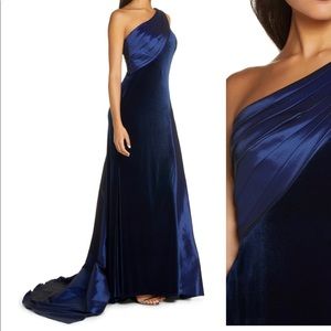Tadashi Shoji One-Shoulder Tafetta Ballgown Navy